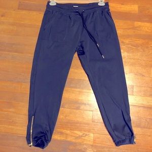 Zyia navy zipper jogger